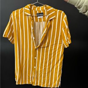 Original use striped camo collar button down